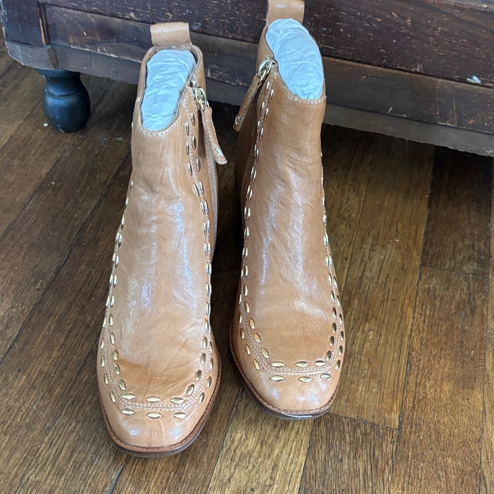 Kelsi Dagger Brown Leather Ankle Booties